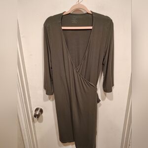 Caden Lane Women's Green Bamboo Stretch Nursing Maternity Wrap Dress Robe PJs OS